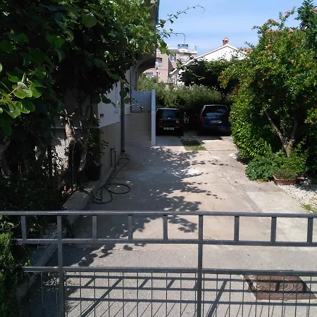 Little Monkey Apartment Zadar